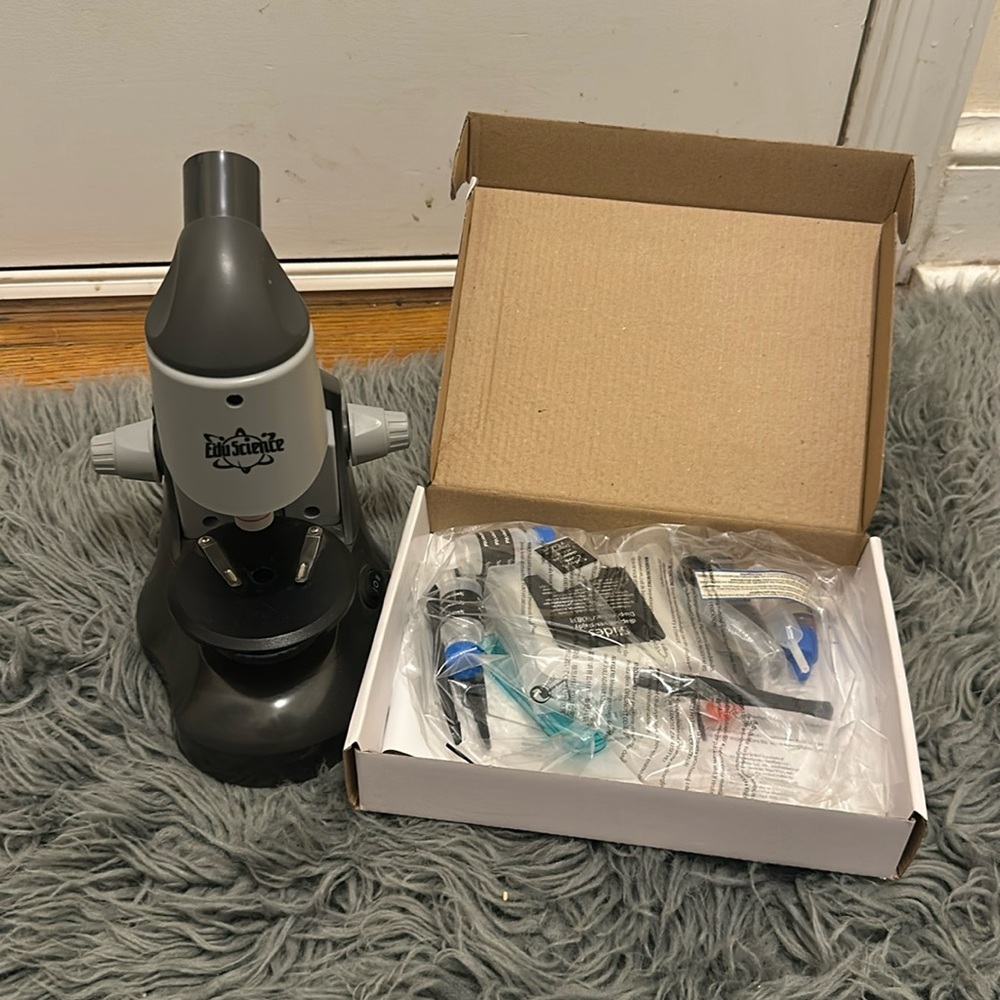 Edu Science M800X Microscope - 40X-800X - New Laboratory
Microscope